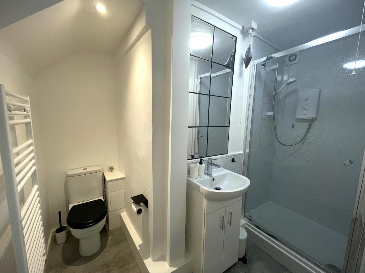 Modern Studio Apartment; 10Min Walk To Town & Quay Ексетър Екстериор снимка