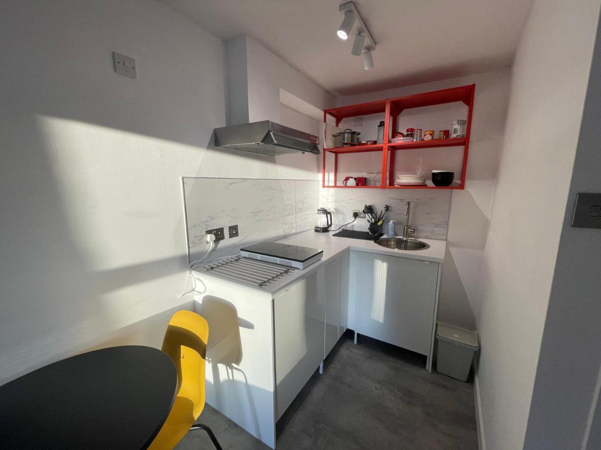 Modern Studio Apartment; 10Min Walk To Town & Quay Ексетър Екстериор снимка